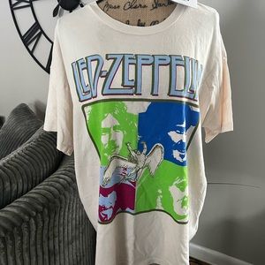 Led Zeppelin Daydreamer band graphic